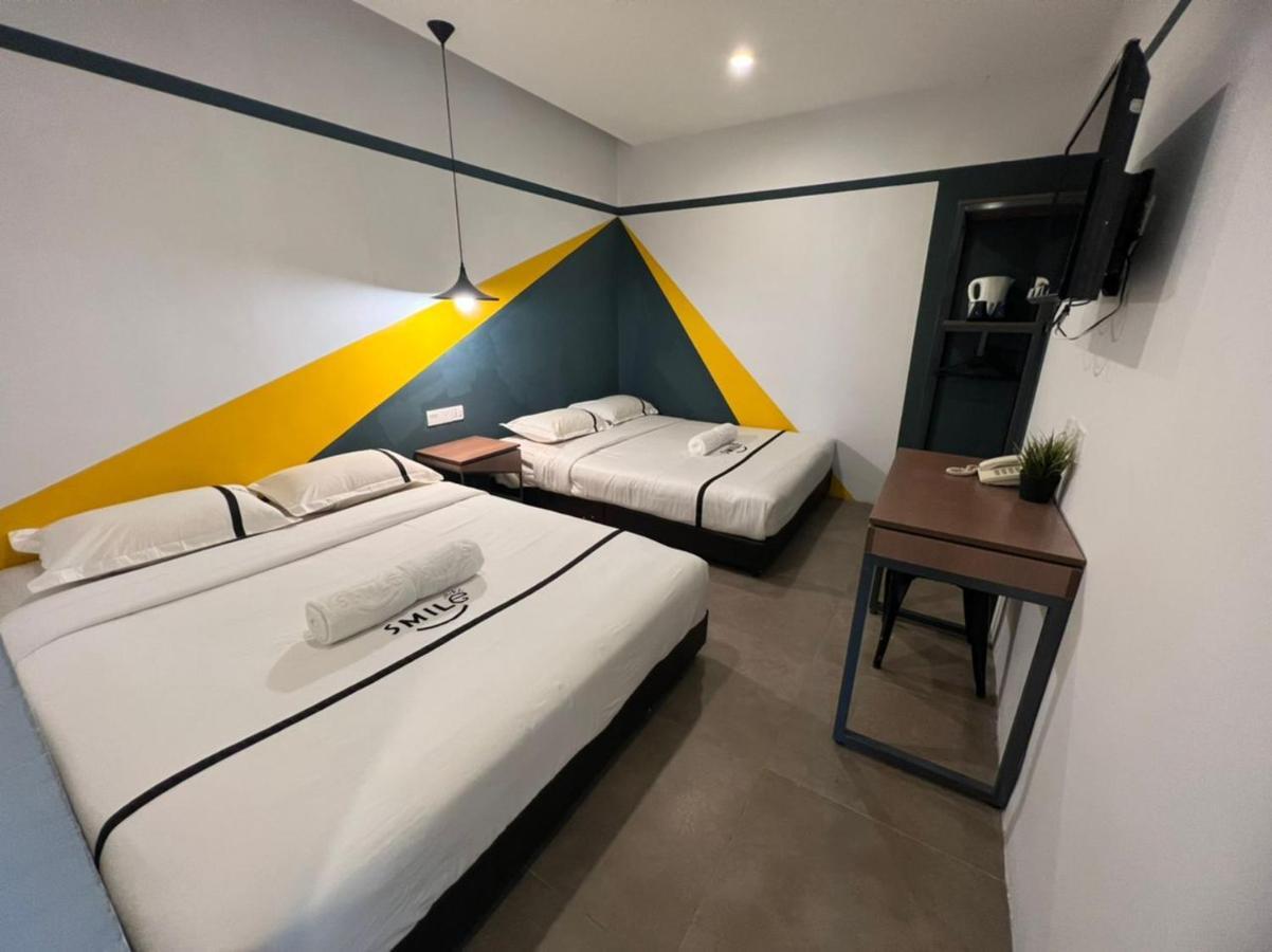 Smile Hotel Cheras Sri Permaisuri 쿠알라룸푸르 외부 사진